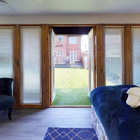 Cosy 1 Bed Garden Lodge Close To Nottingham City Centre - Free Parking & Wifi Luaran gambar