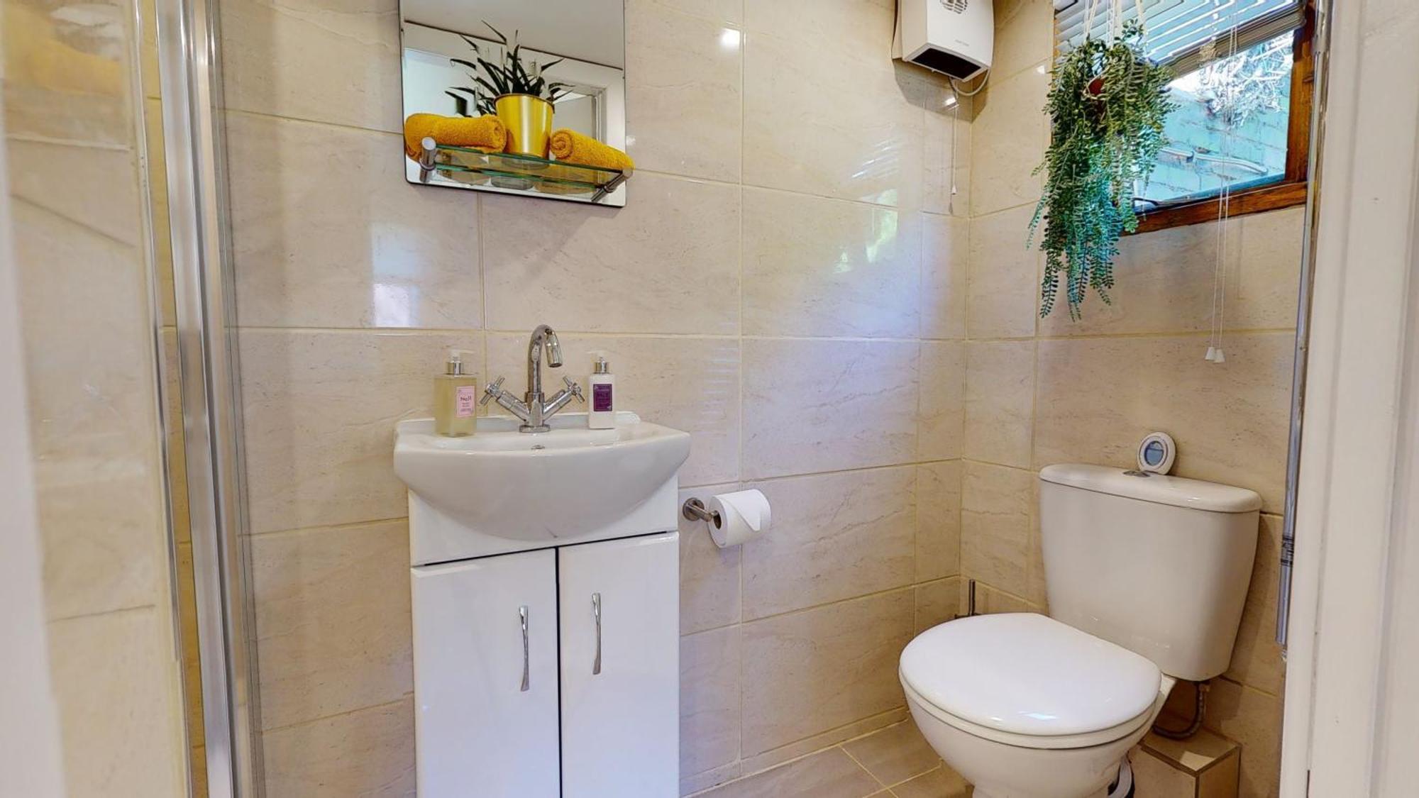 Cosy 1 Bed Garden Lodge Close To Nottingham City Centre - Free Parking & Wifi Luaran gambar